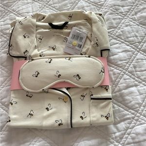 NWT Kate Spade PJ Short Sleeve and Shorts Bee Pajamas Set M